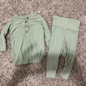 Lou Lou and company size 3-6 months